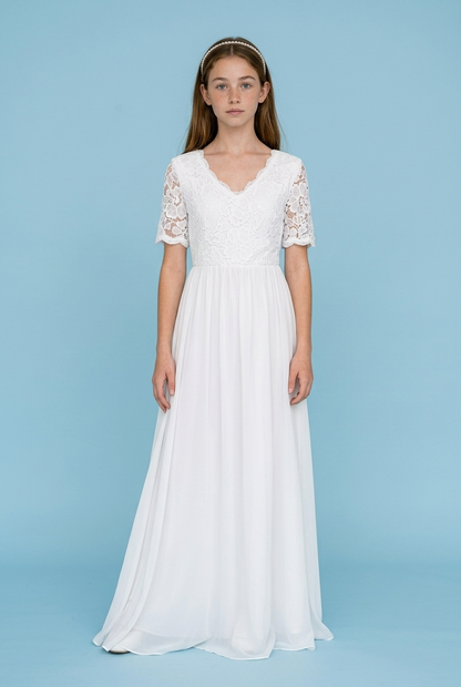 Girl wearing a short sleeve chiffon white dress
