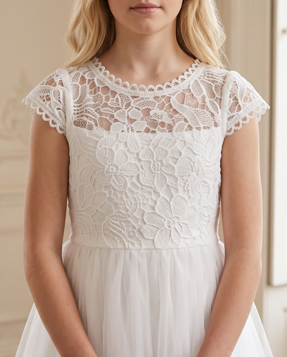 Girl wearing a lace communion dress