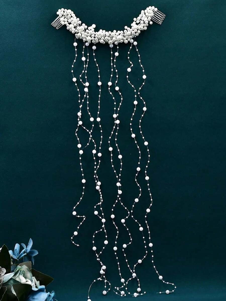 Pearl necklace with a dark green background