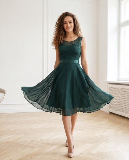 Women’s Emerald Green Lace Bodice Midi Dress